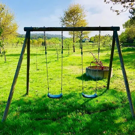 De La Tour - Quinta Da Prelada Simão Celorico De Basto