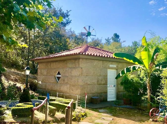 De La Tour - Quinta Da Prelada Simao