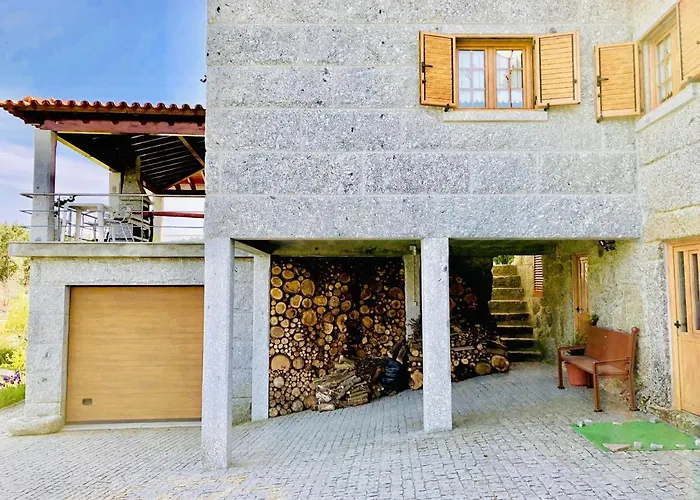 De La Tour - Quinta Da Prelada Simao * Celorico De Basto